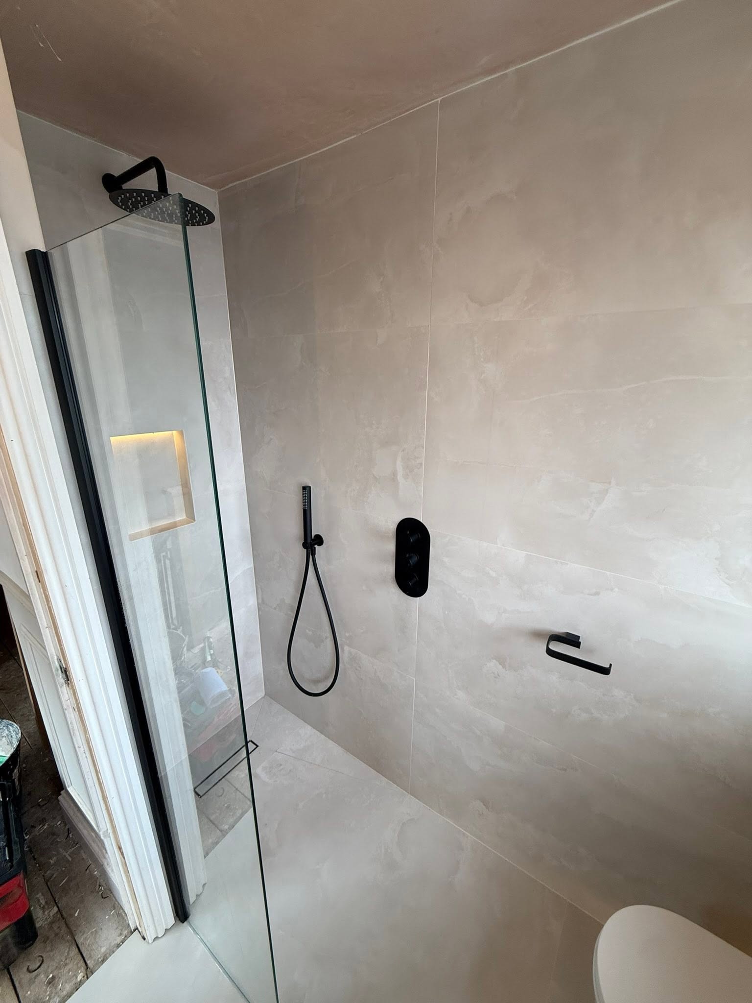 Luxury bathroom fitter Blackpool — bespoke shower and tiling work